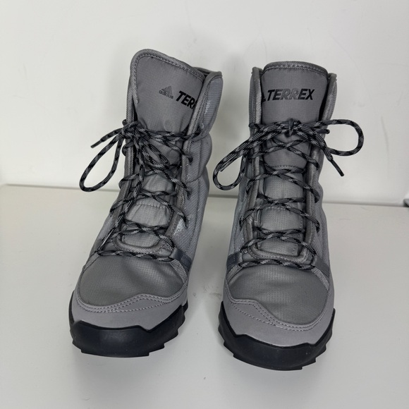 Adidas Terrex High-Top Boots Choleah in Gray and Black - Picture 2 of 9